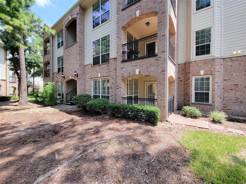 6607 Lake Woodlands Drive #313, The Woodlands, Texas image 2