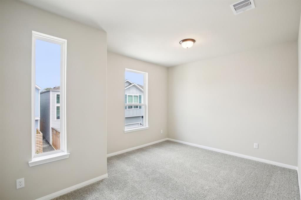 582 Morning Tide Lane, Kemah, Texas image 44
