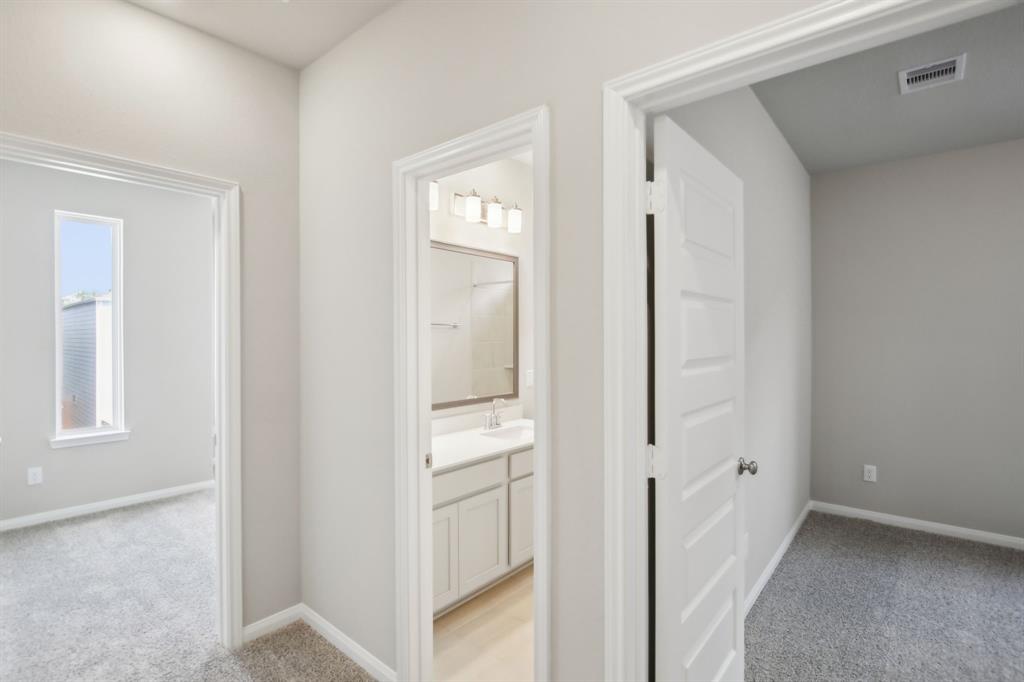 582 Morning Tide Lane, Kemah, Texas image 35