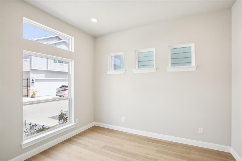 582 Morning Tide Lane, Kemah, Texas image 19