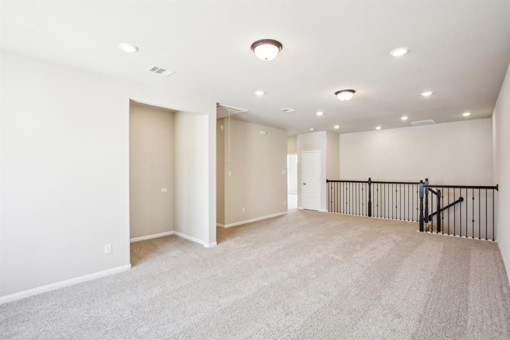 582 Morning Tide Lane, Kemah, Texas image 32
