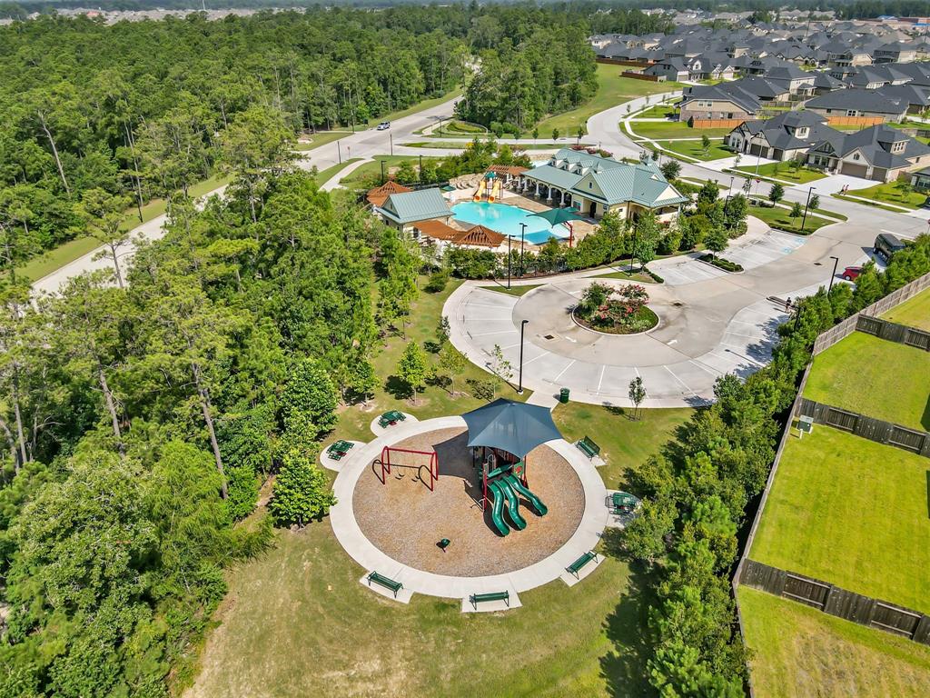 3921 Enchanted Timbers Lane, Spring, Texas image 47