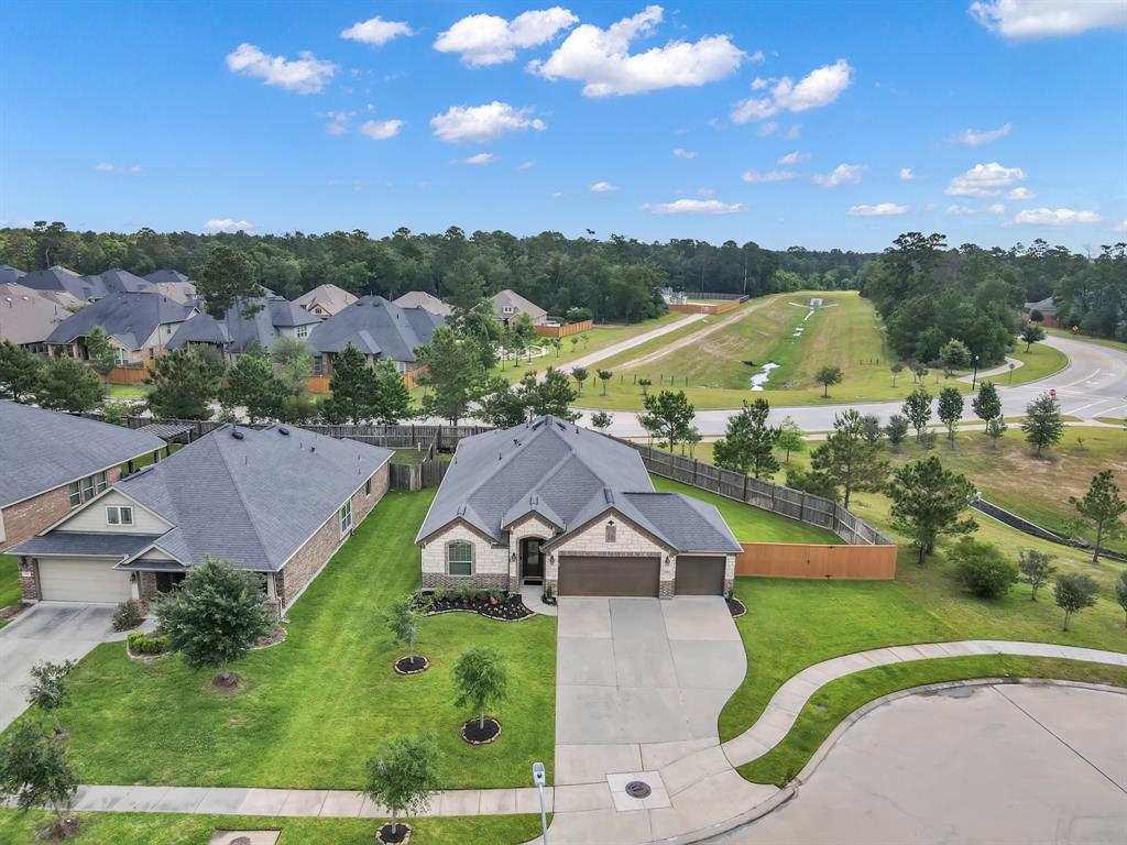 3921 Enchanted Timbers Lane, Spring, Texas image 40