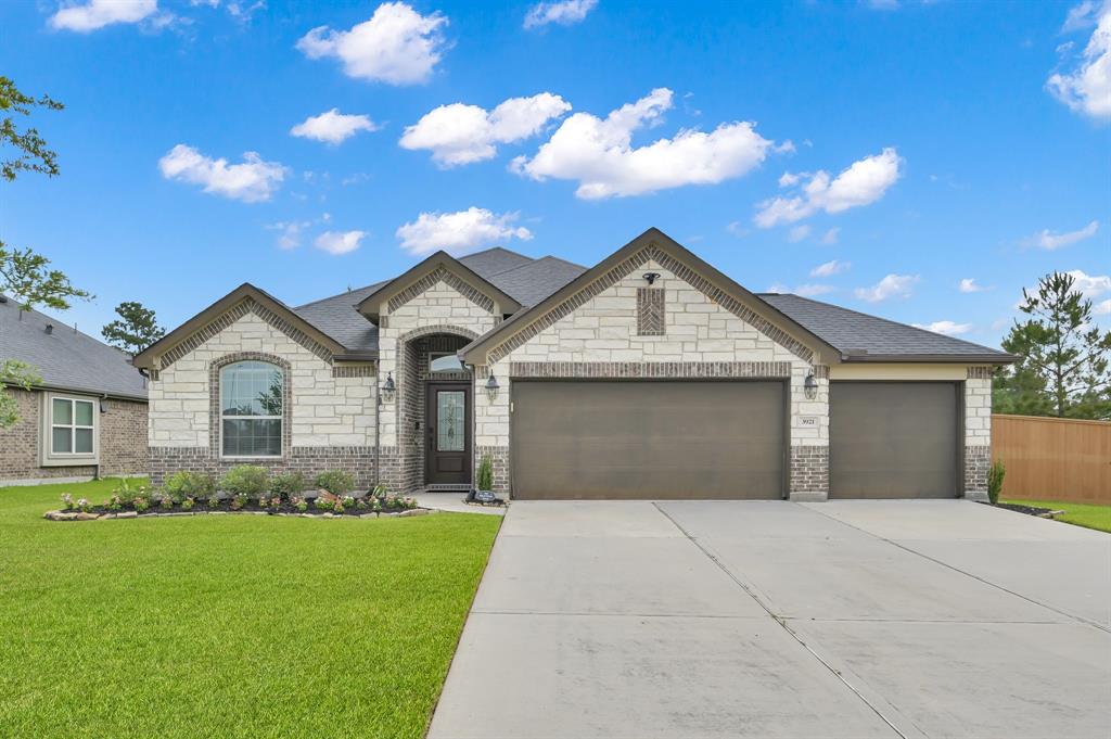 3921 Enchanted Timbers Lane, Spring, Texas image 3