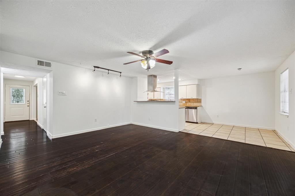 5703 Alvarado Drive, Houston, Texas image 6