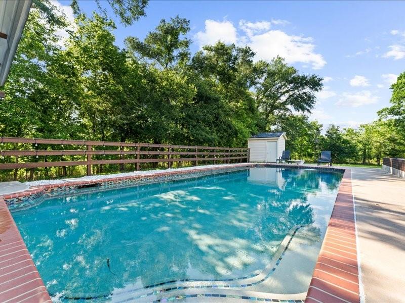 2606 Peach Ridge Road, Brookshire, Texas image 34