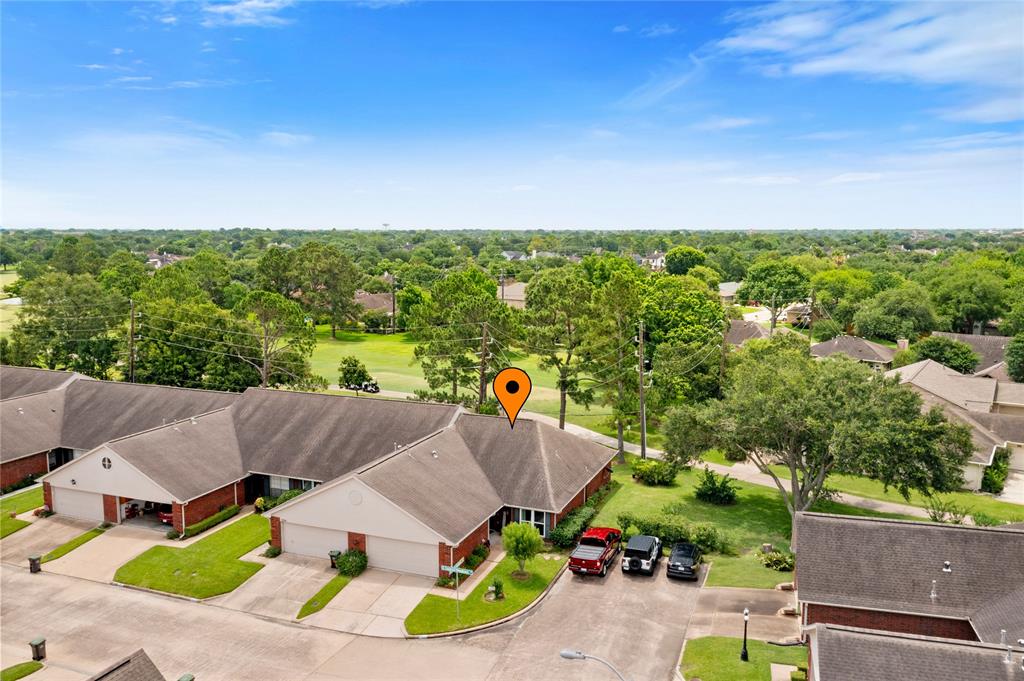 3302 S Country Meadows Lane