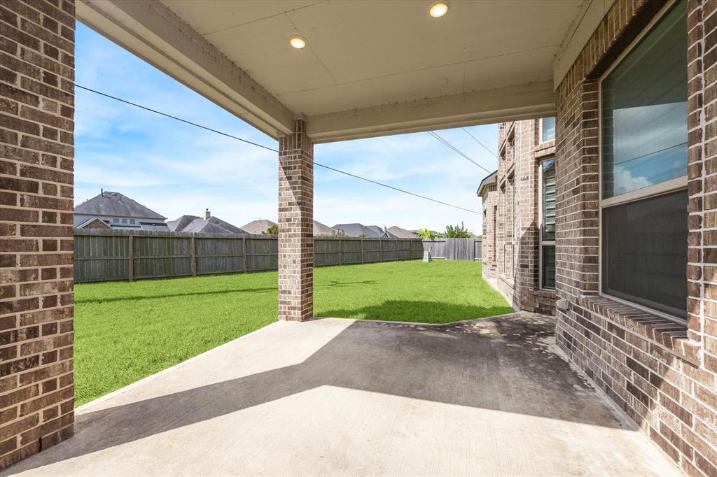 33515 Green Prairie Drive, Brookshire, Texas image 27