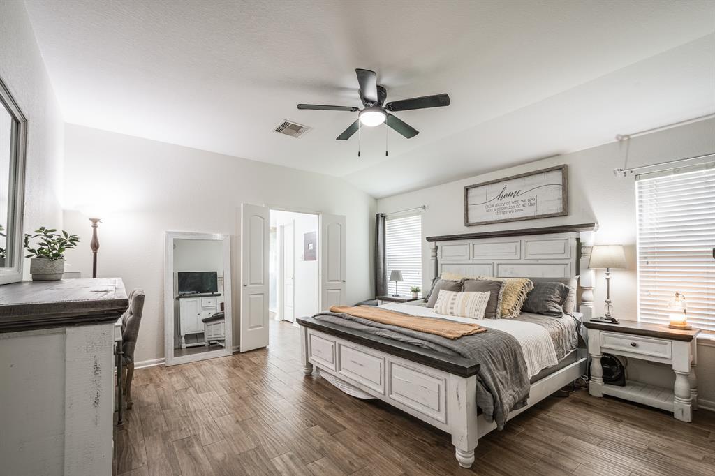 4108 S Meridian Greens Drive, Dickinson, Texas image 27