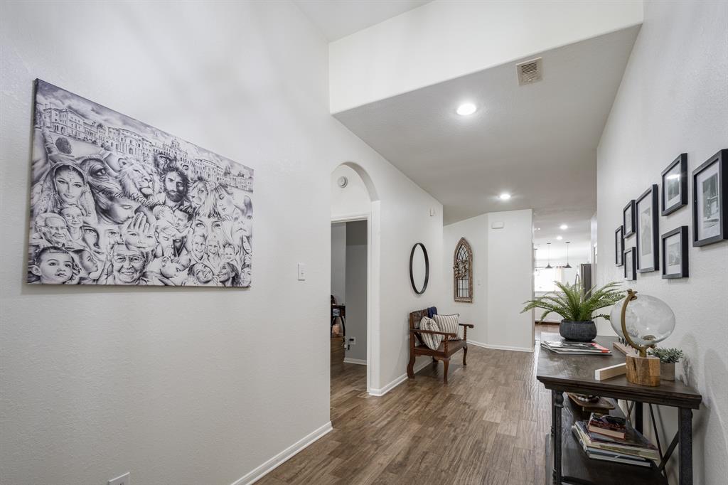 4108 S Meridian Greens Drive, Dickinson, Texas image 6