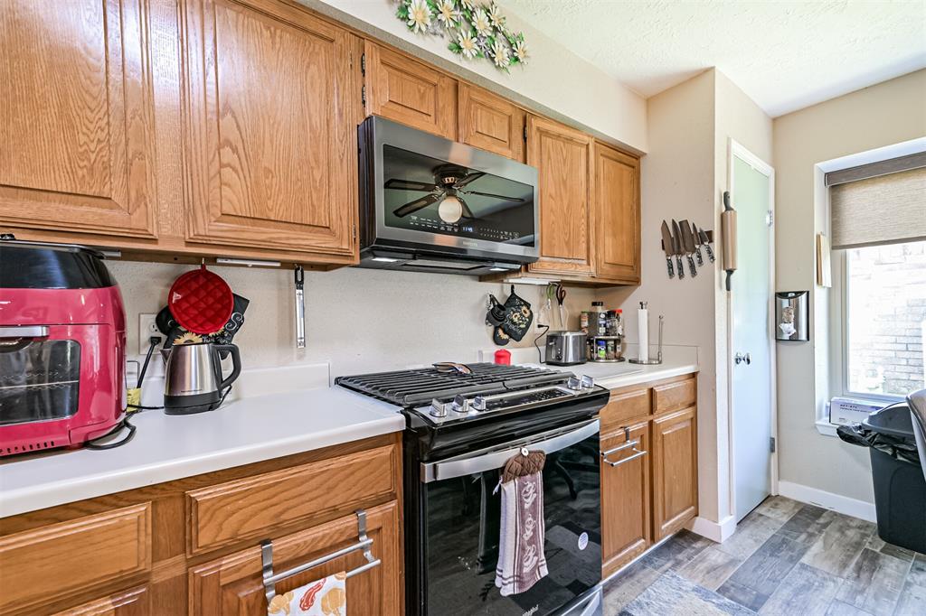 6511 Fairbourne Drive, Pasadena, Texas image 11