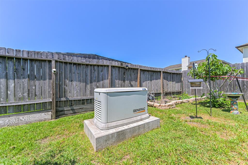 6511 Fairbourne Drive, Pasadena, Texas image 33
