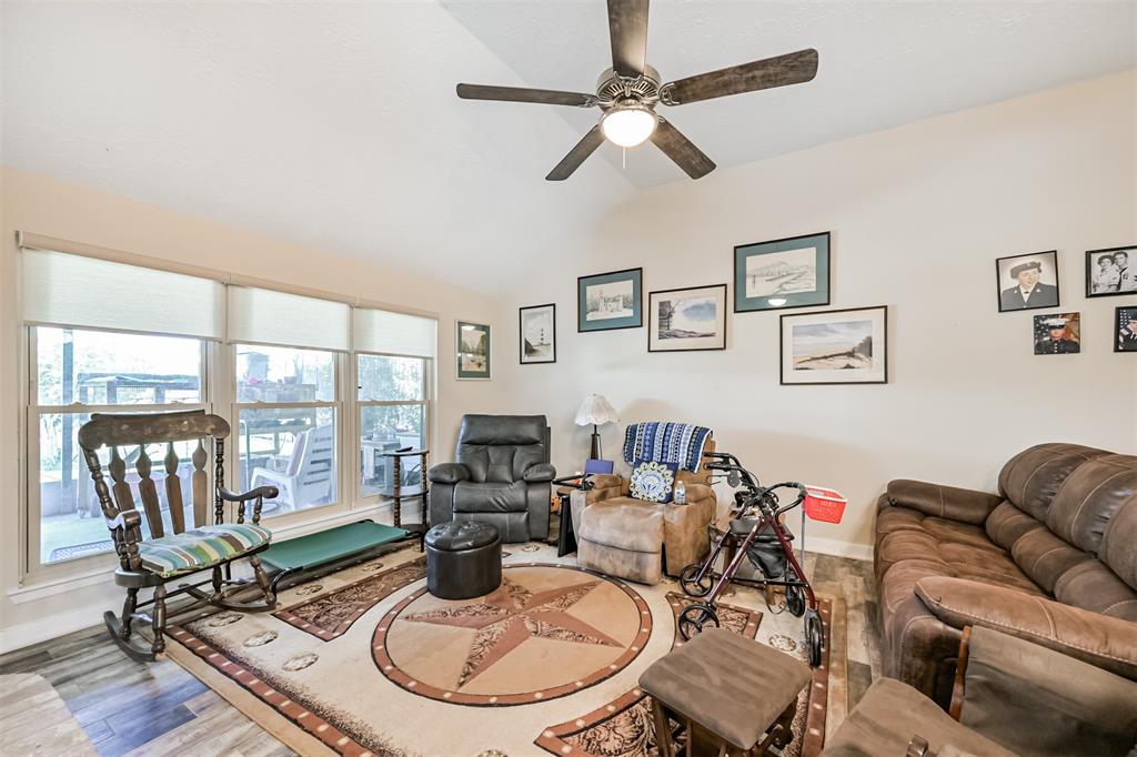 6511 Fairbourne Drive, Pasadena, Texas image 5