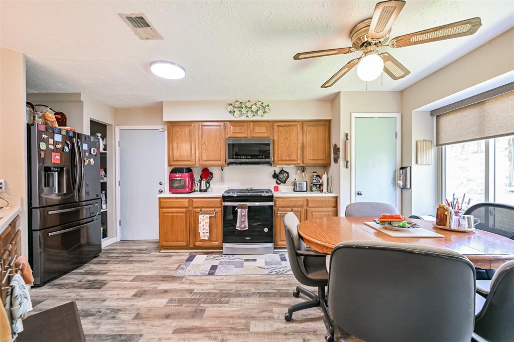 6511 Fairbourne Drive, Pasadena, Texas image 17