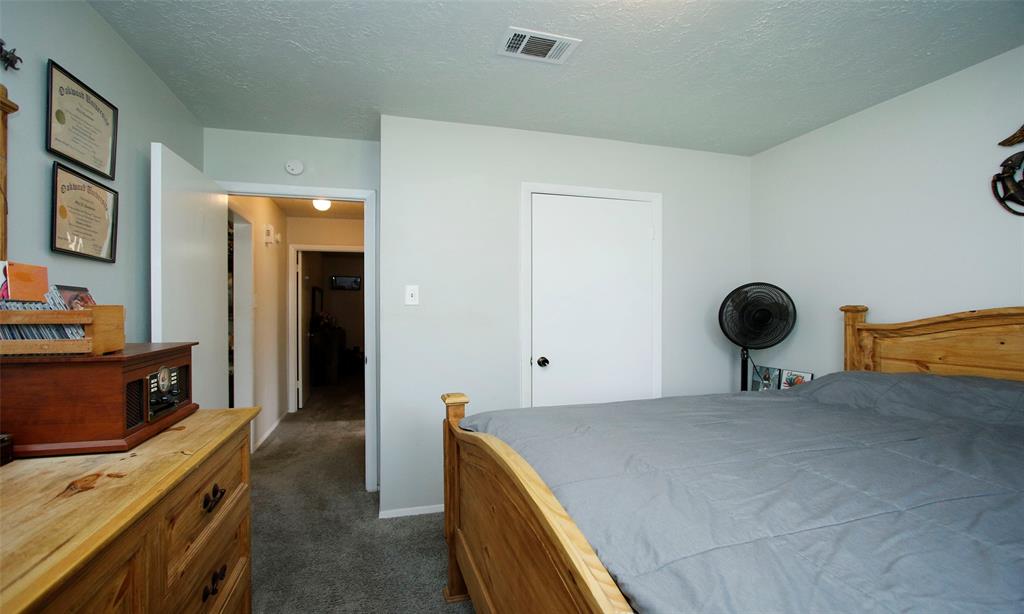 12662 Hackberry Drive, Willis, Texas image 31