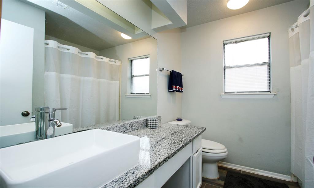 12662 Hackberry Drive, Willis, Texas image 32