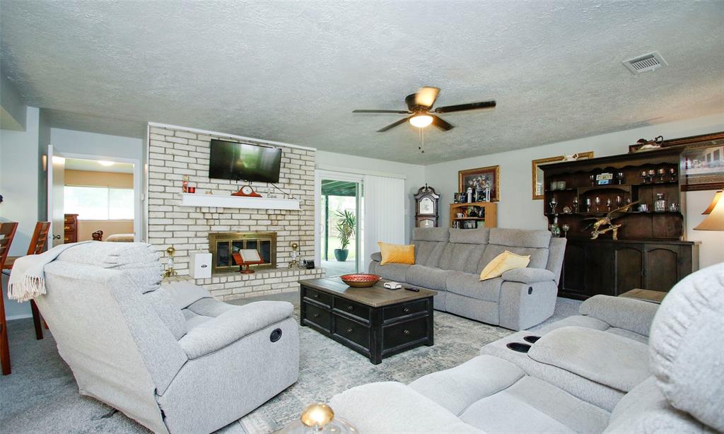 12662 Hackberry Drive, Willis, Texas image 14