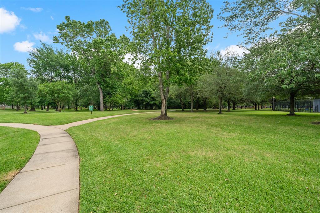 13119 Vivienne Westmoreland Drive, Cypress, Texas image 27