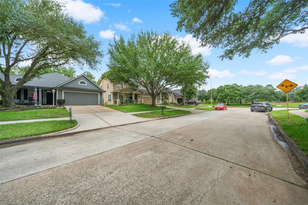 13119 Vivienne Westmoreland Drive, Cypress, Texas image 3