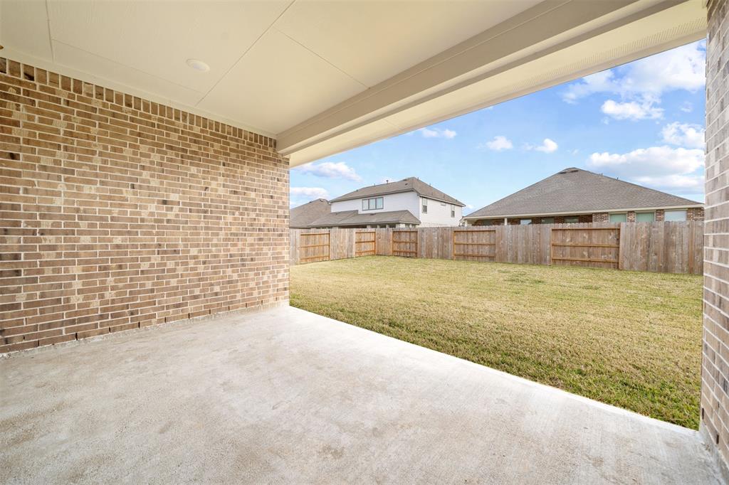 2319 Grande Laurel Court, Rosenberg, Texas image 35