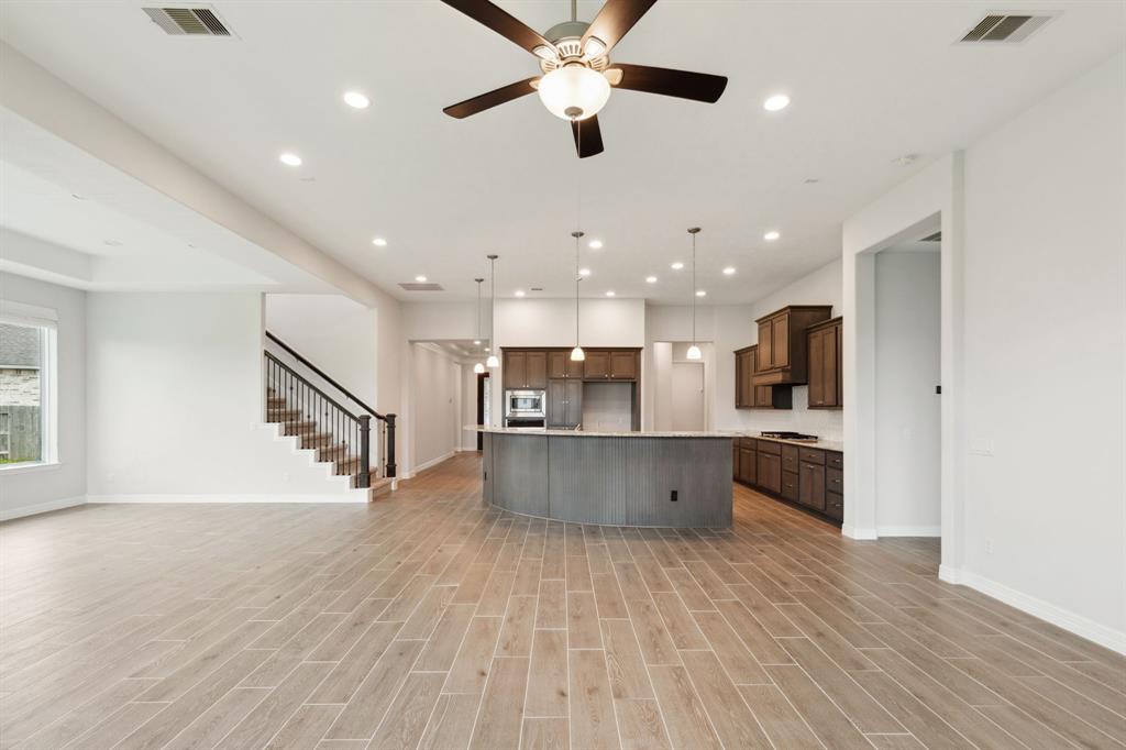 5204 Andorra Bend Lane, Porter, Texas image 25