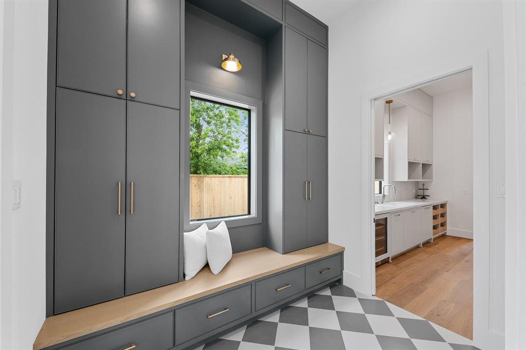 216 W 31st Street, Houston, Texas image 13
