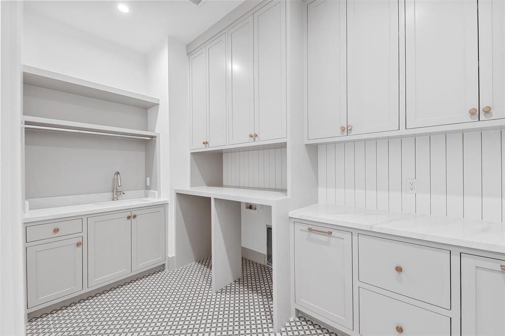 216 W 31st Street, Houston, Texas image 36