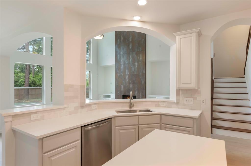 71 Matisse Meadow, The Woodlands, Texas image 30