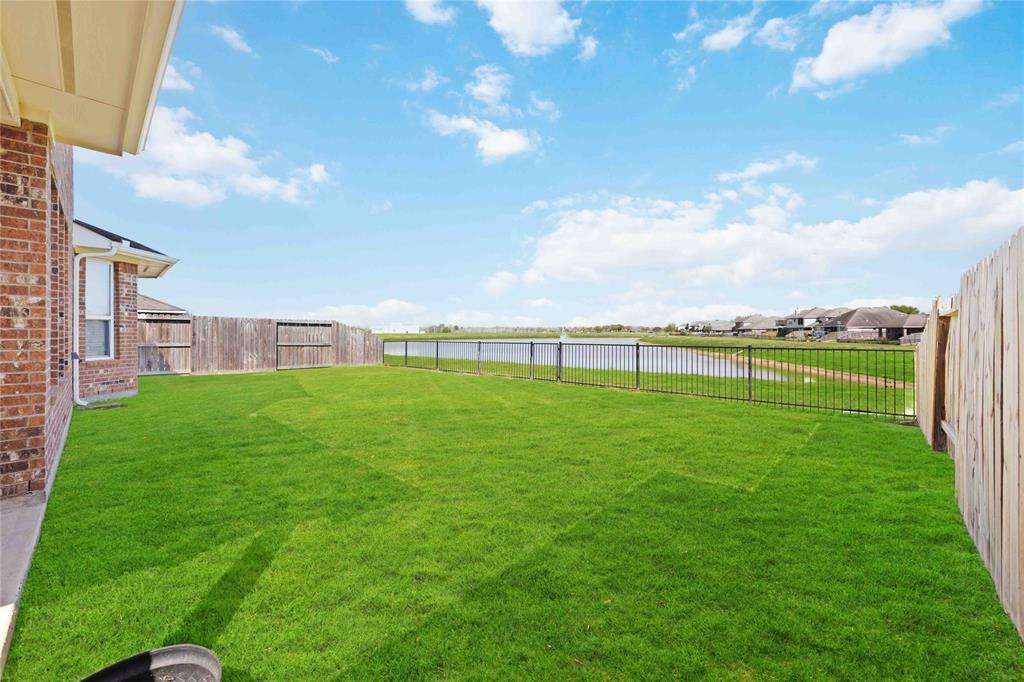 6226 Oxford Lake Drive, Rosenberg, Texas image 34