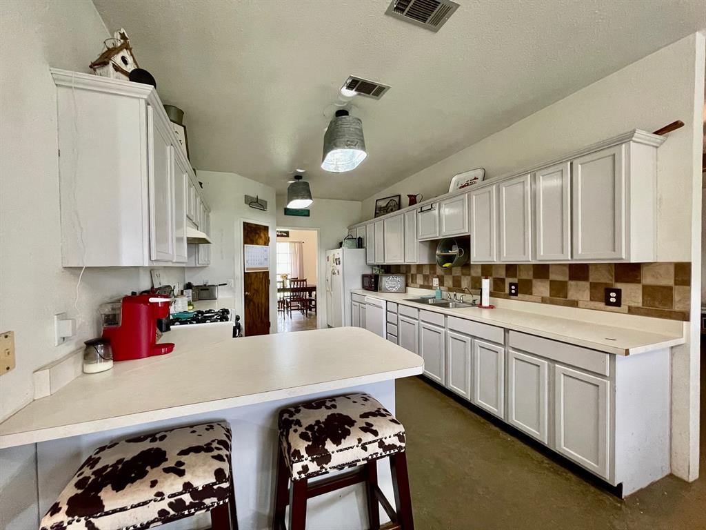 862 County Road 4570, Kennard, Texas image 12