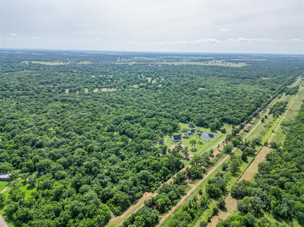 2015 County Road 740, Damon, Texas image 34