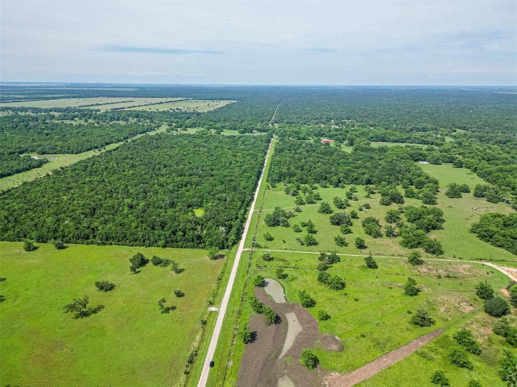 2015 County Road 740, Damon, Texas image 30