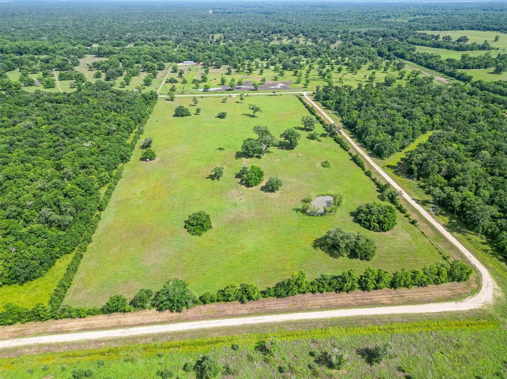 2015 County Road 740, Damon, Texas image 20