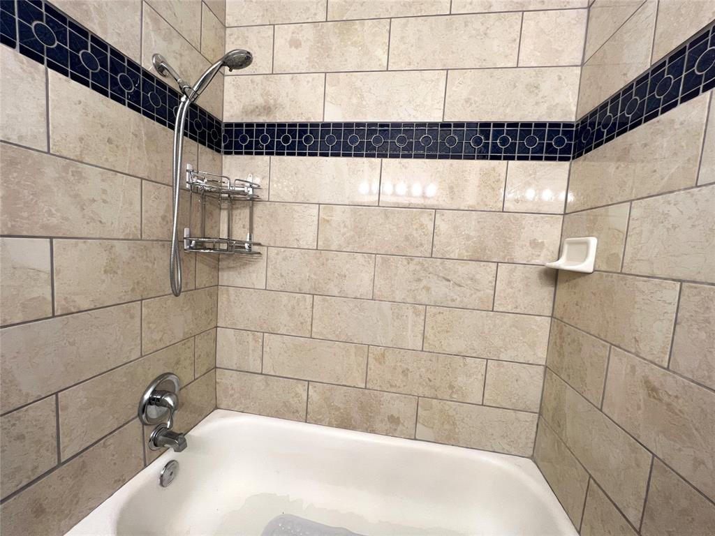5800 Lumberdale Road #106, Houston, Texas image 30