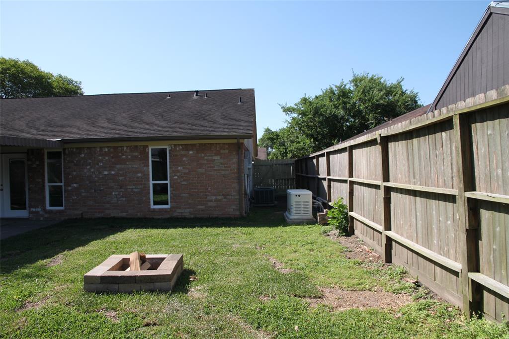 513 N Travis Street, Deer Park, Texas image 21