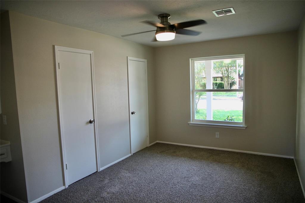 513 N Travis Street, Deer Park, Texas image 14