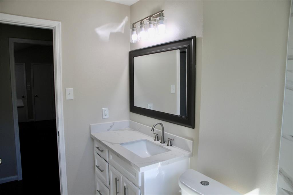 513 N Travis Street, Deer Park, Texas image 11