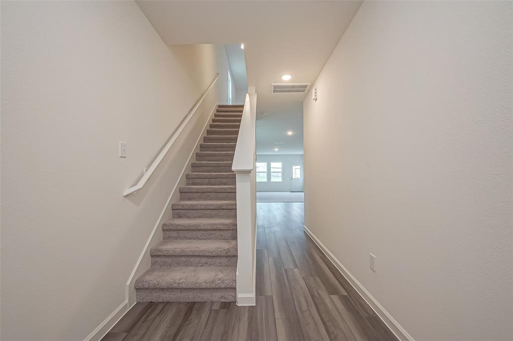 423 Dalloway Street, Conroe, Texas image 6