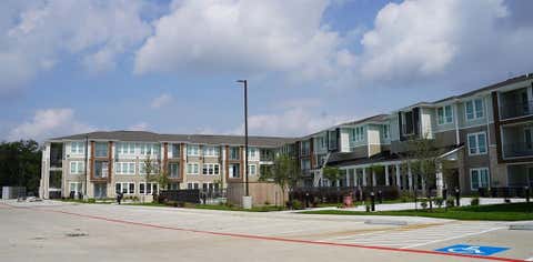 Condo For Rent - 1475 Gears Road Rd<br/> Houston, TX 77067