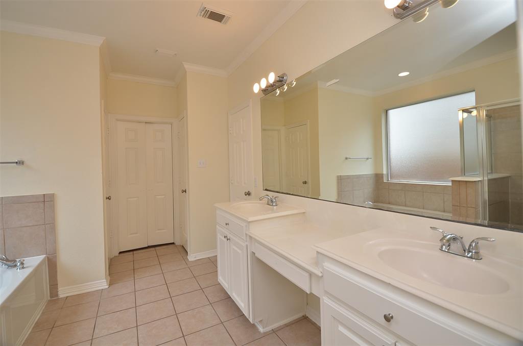 13407 Schumann Trail, Sugar Land, Texas image 22