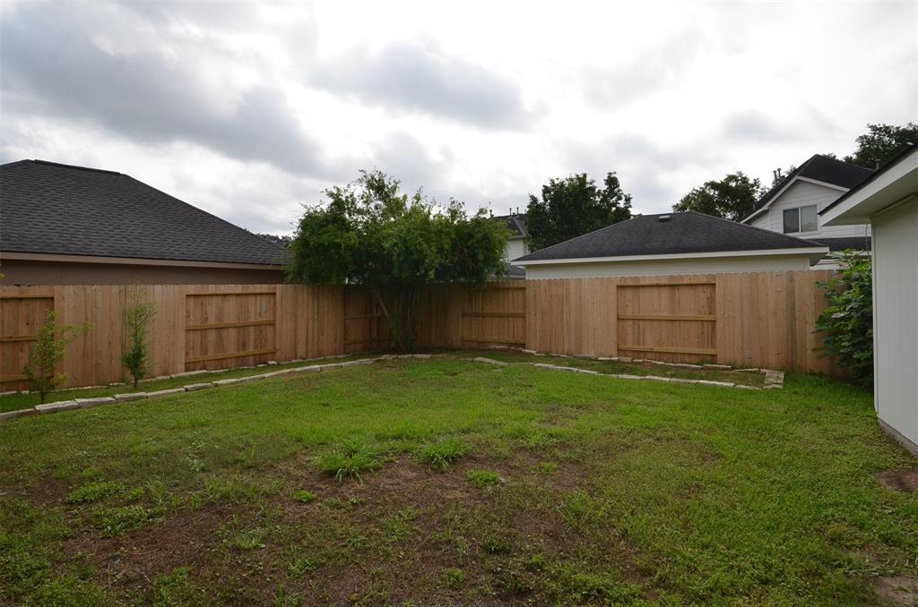 13407 Schumann Trail, Sugar Land, Texas image 40