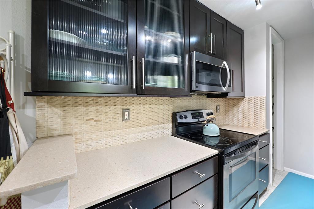 1601 S Shepherd Drive #220, Houston, Texas image 6