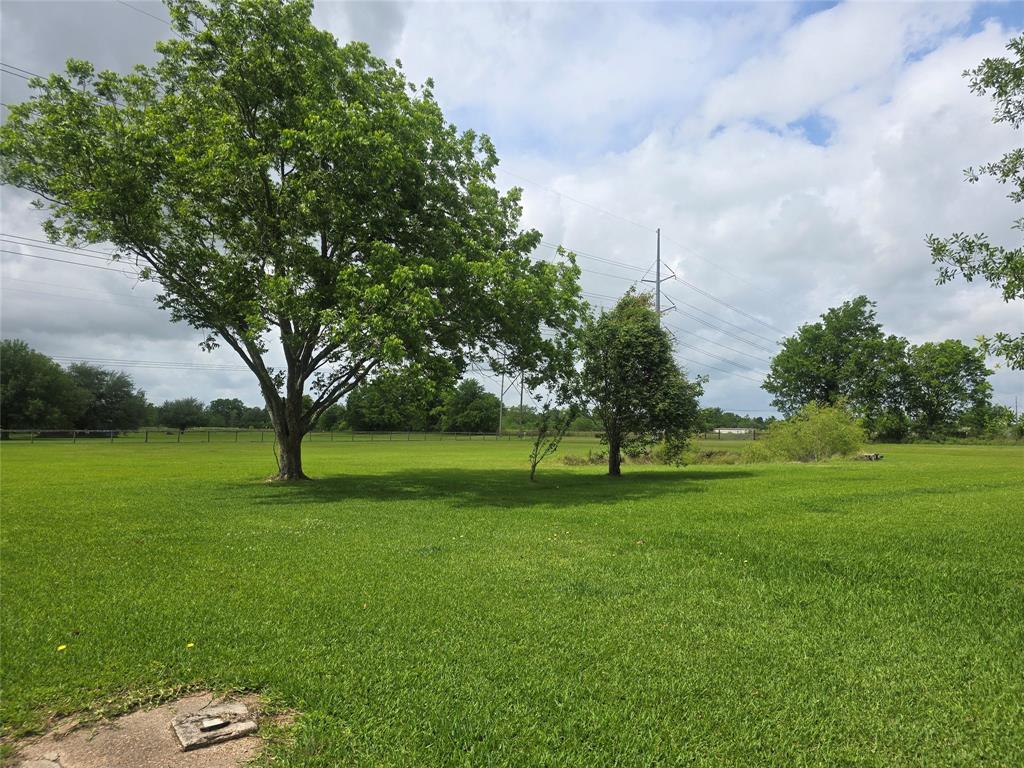 426 County Road 6052, Dayton, Texas image 38