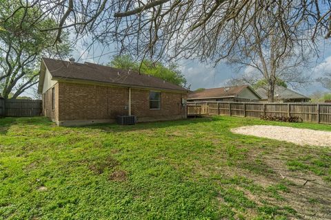 Single Family Residence in Dickinson TX 3801 Wood Sorrel Drive 23.jpg