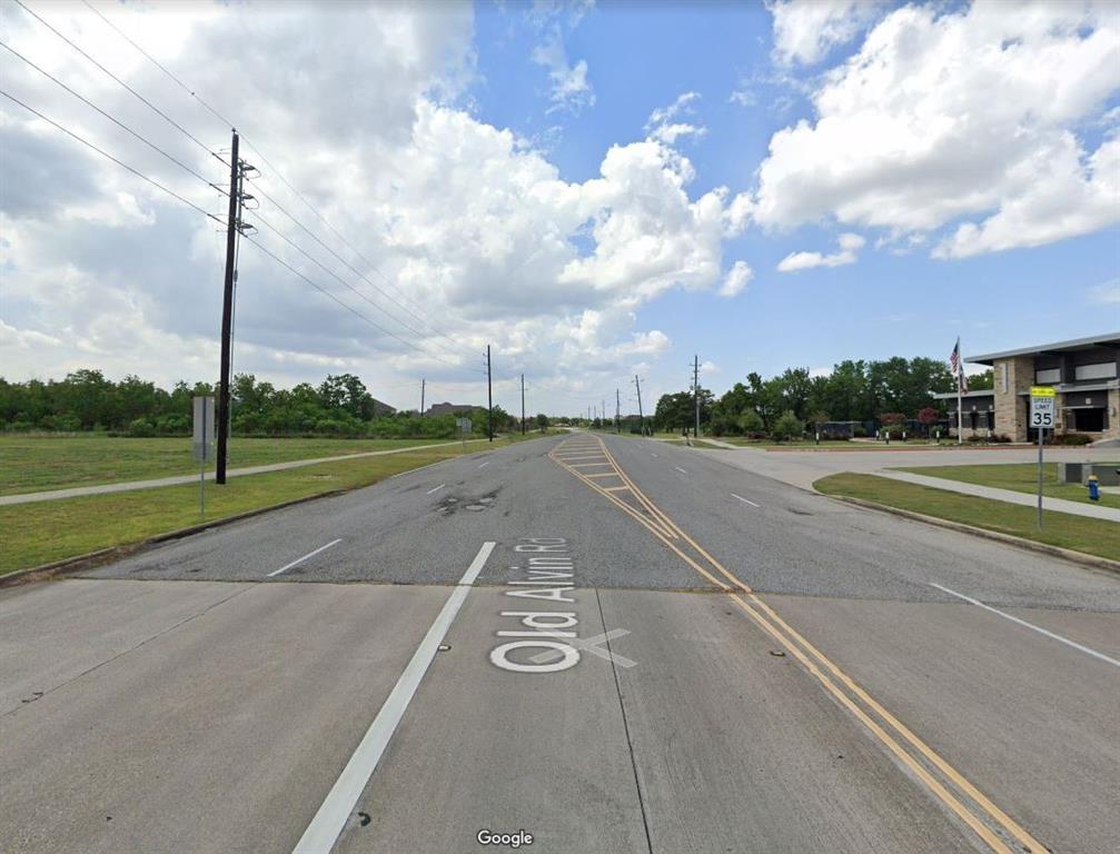 Mchard Road, Pearland, Texas image 4