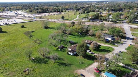 Single Family Residence in West Columbia TX 715 Westview Street 6.jpg