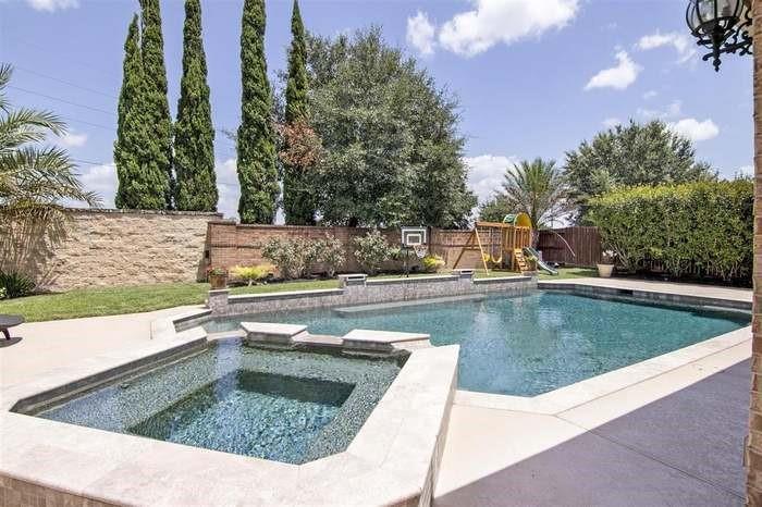 24314 Bella Veneza Drive