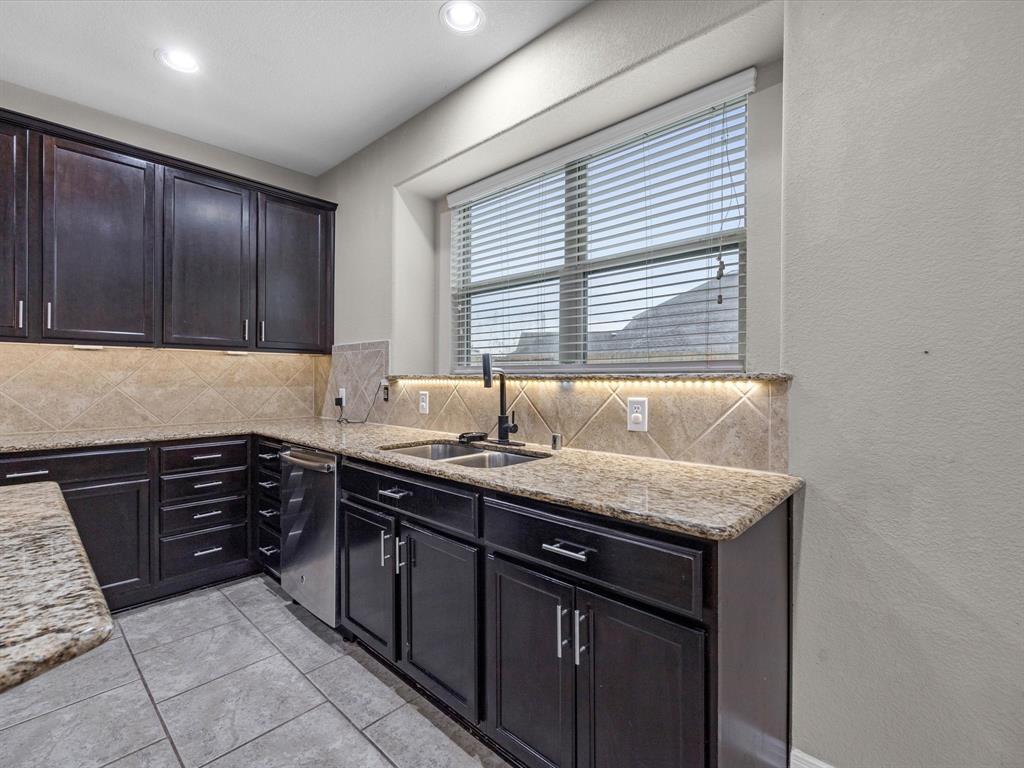21557 Spear Valley Lane, Porter, Texas image 11