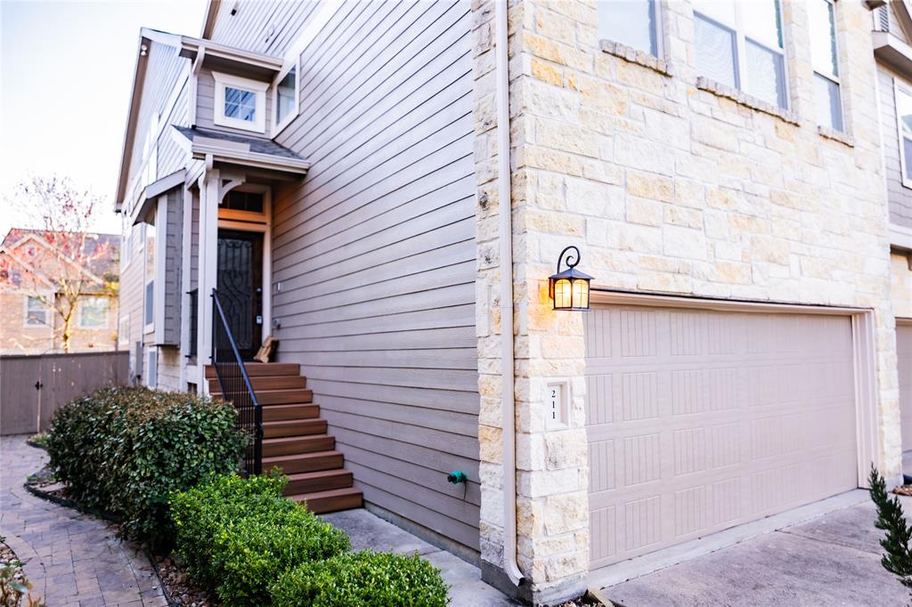 211 Cheswood Forest Place, Montgomery, Texas image 5