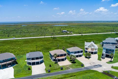 A home in Crystal Beach